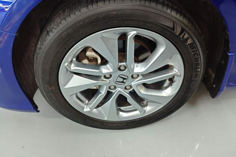 Used Honda Accord 2018 260TURBO Luxury Edition China VI Left Front Wheel Hub