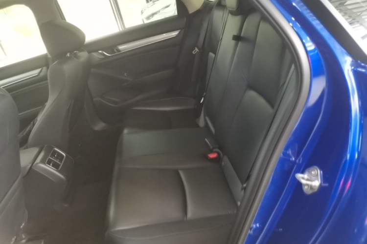 Used Honda Accord 2018 260TURBO Luxury Edition China VI Left Rear Seat