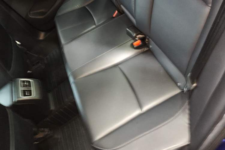 Used Honda Accord 2018 260TURBO Luxury Edition China VI Left Rear Seat