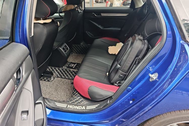 Used Honda Accord 2018 260TURBO Luxury Edition China V Emission Standard Left Rear Seat