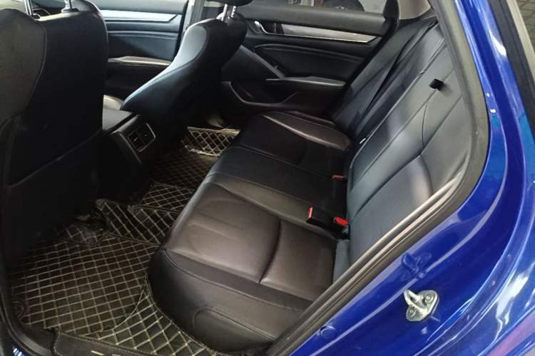 Used Honda Accord 2018 260TURBO Luxury Edition China V Emission Standard Left Rear Seat