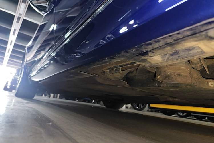 Used Honda Accord 2018 260TURBO Elite Edition China VI Left Side Sill