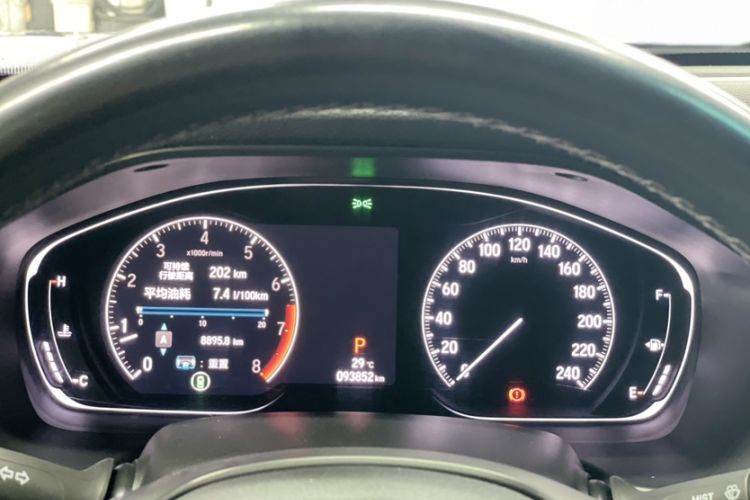 Used Honda Accord 2018 260TURBO Luxury Edition China V Emission Standard Odometer Close Up