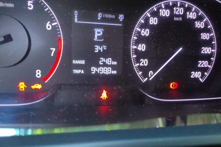 Used Honda Accord 2018 260TURBO Elite Edition China V Odometer Close Up