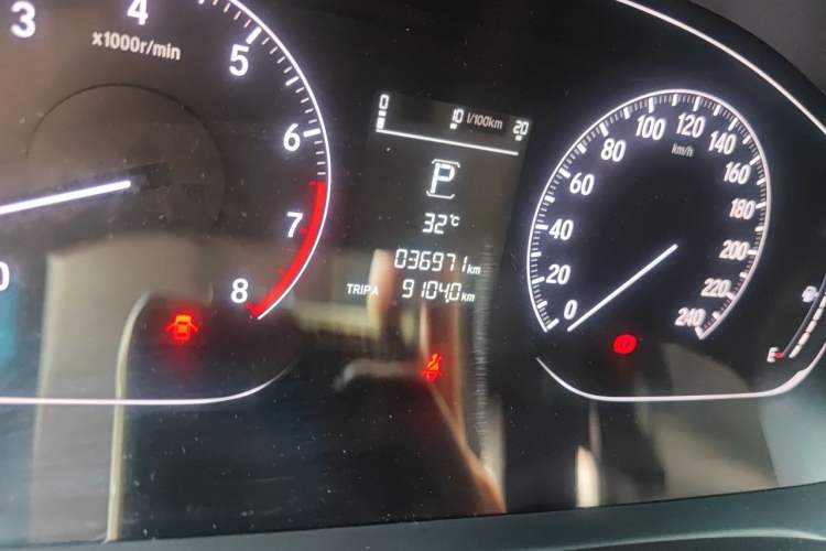 Used Honda Accord 2018 260TURBO Elite Edition China V Odometer Close Up