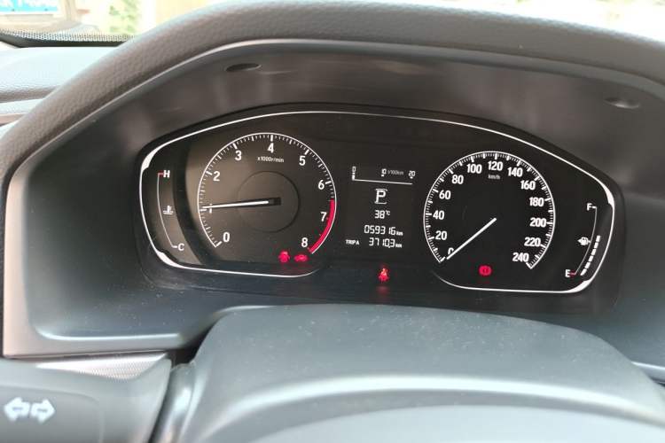 Used Honda Accord 2018 260TURBO Elite Edition China VI Odometer Close Up
