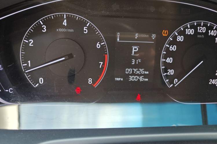 Used Honda Accord 2018 260TURBO Elite Edition China V Odometer Close Up