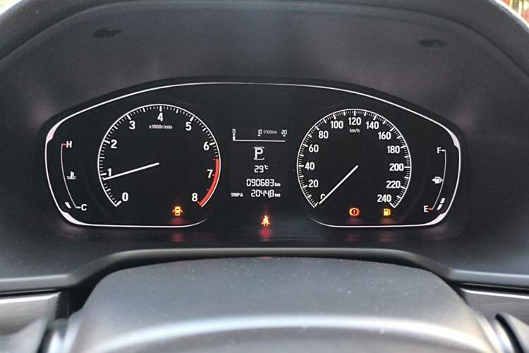 Used Honda Accord 2018 260TURBO Elite Edition China V Odometer Close Up