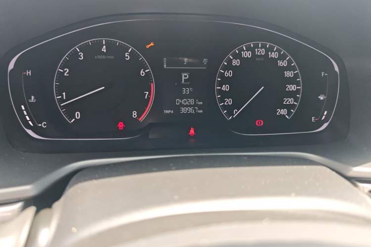 Used Honda Accord 2018 260TURBO Elite Edition China V Odometer Close Up