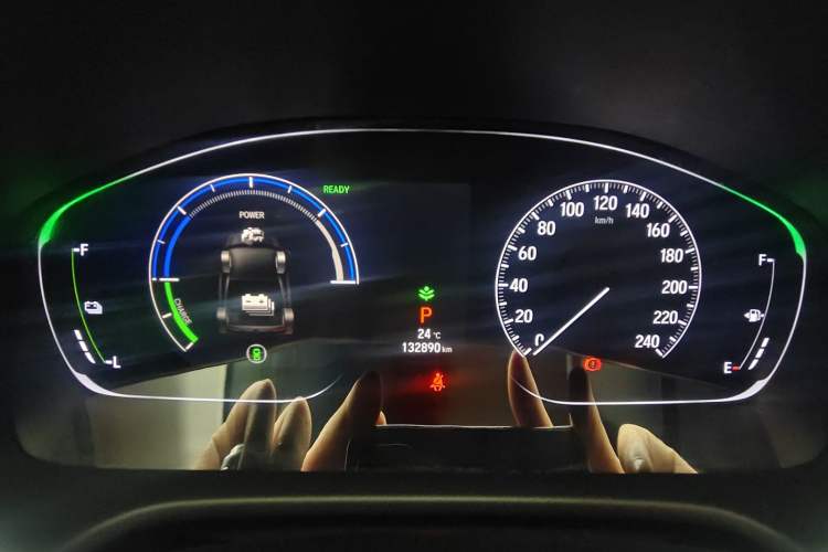 Used Honda Accord 2018 Rui Hybrid 2.0L Rui Ling Edition China VI Odometer Close Up