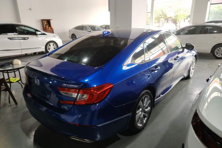 Used Honda Accord 2018 260TURBO Luxury Edition China V Emission Standard Rear Right 45 Deg