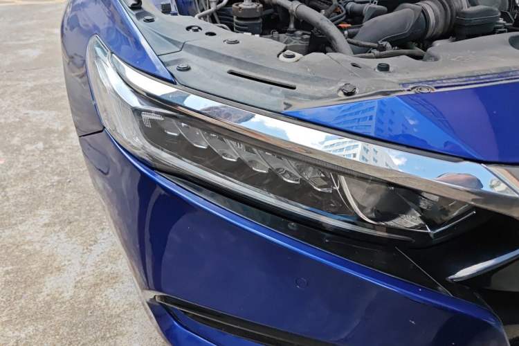 Used Honda Accord 2018 260TURBO Luxury Edition China V Emission Standard Right Front Headlight