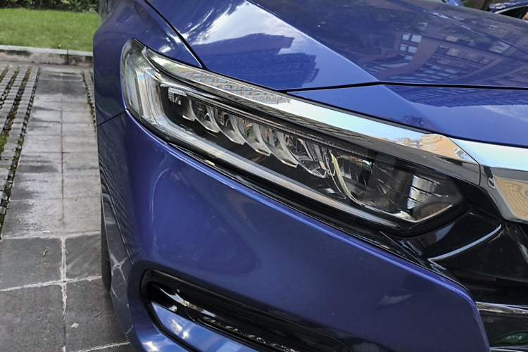 Used Honda Accord 2018 260TURBO Elite Edition China V Right Front Headlight
