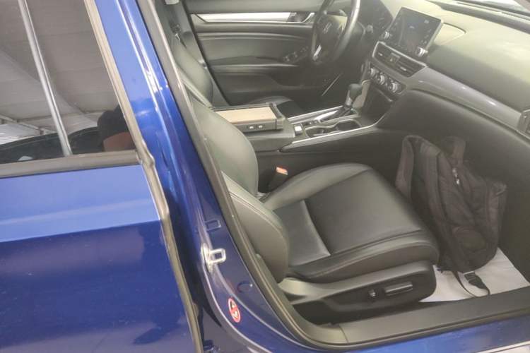 Used Honda Accord 2018 260TURBO Elite Edition China V Right Front Seat