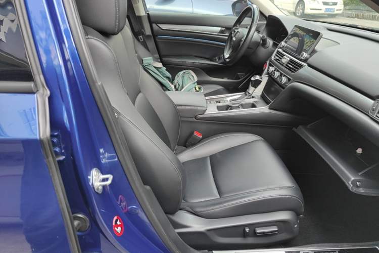 Used Honda Accord 2018 260TURBO Elite Edition China V Right Front Seat
