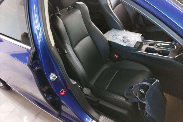 Used Honda Accord 2018 230TURBO Comfort Version National V Right Front Seat