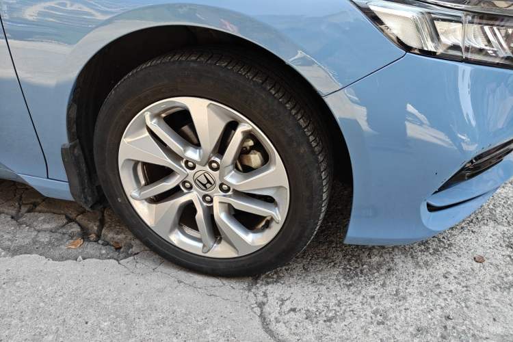 Used Honda Accord 2018 260TURBO Elite Edition China VI Right Front Wheel Hub