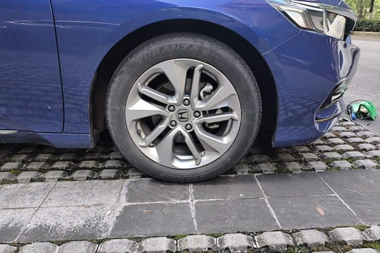 Used Honda Accord 2018 260TURBO Elite Edition China V Right Front Wheel Hub