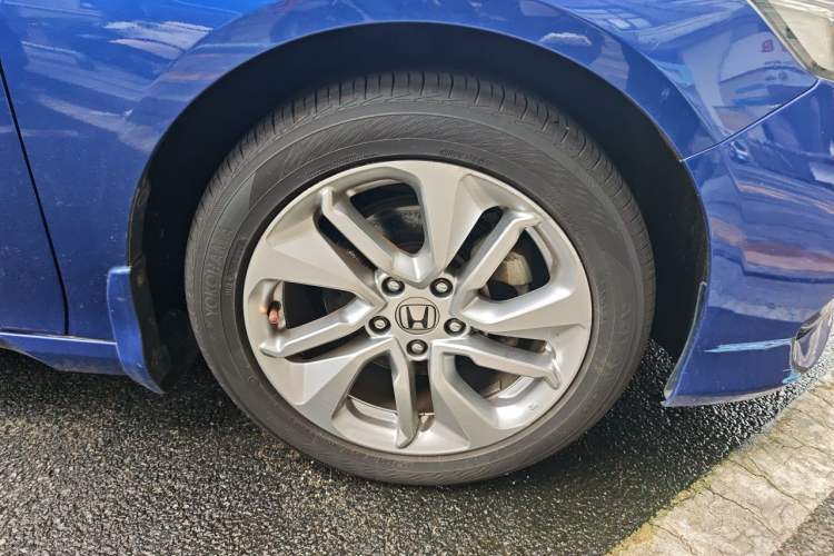 Used Honda Accord 2018 260TURBO Luxury Edition China V Emission Standard Right Front Wheel Hub