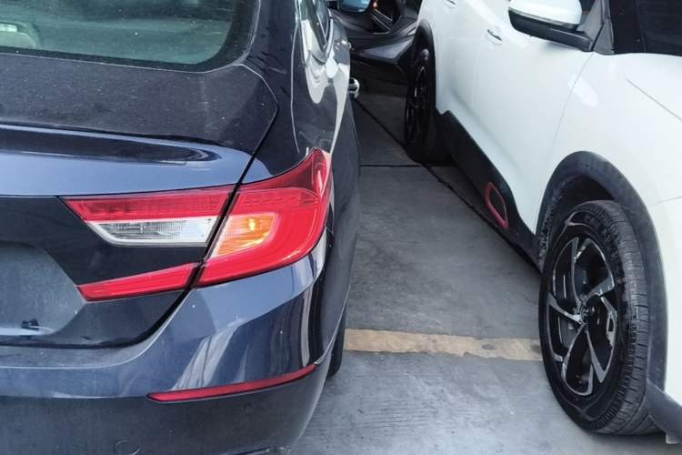 Used Honda Accord 2018 260TURBO Elite Edition China V Right Rear Taillight