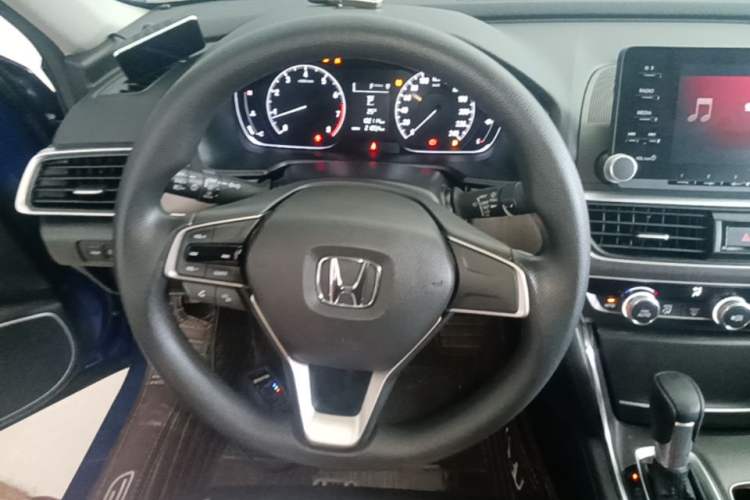 Used Honda Accord 2018 230TURBO Comfort Edition China VI Emission Standard Steering Wheel