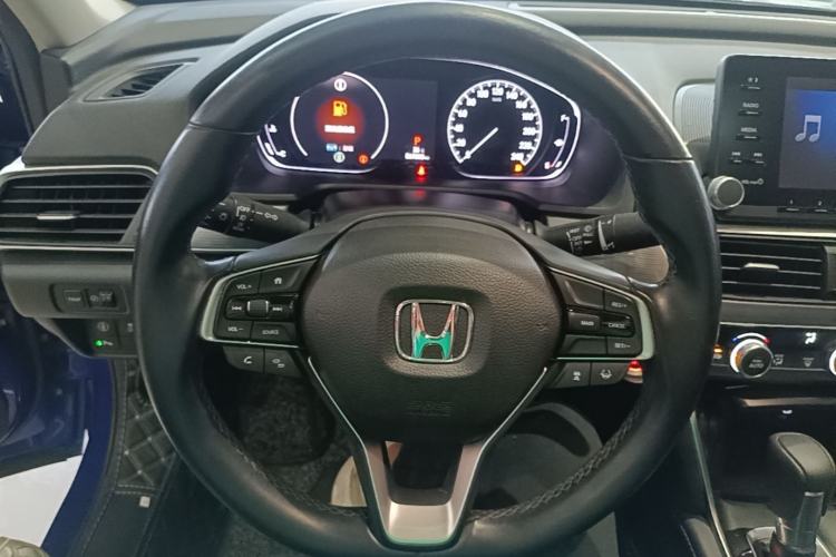 Used Honda Accord 2018 260TURBO Luxury Edition China V Emission Standard Steering Wheel