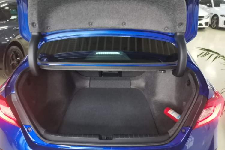 Used Honda Accord 2018 260TURBO Luxury Edition China VI Trunk