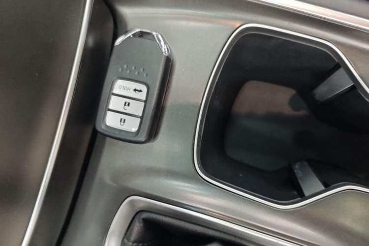 Used Honda Accord 2018 260TURBO Luxury Edition China VI Vehicle Key