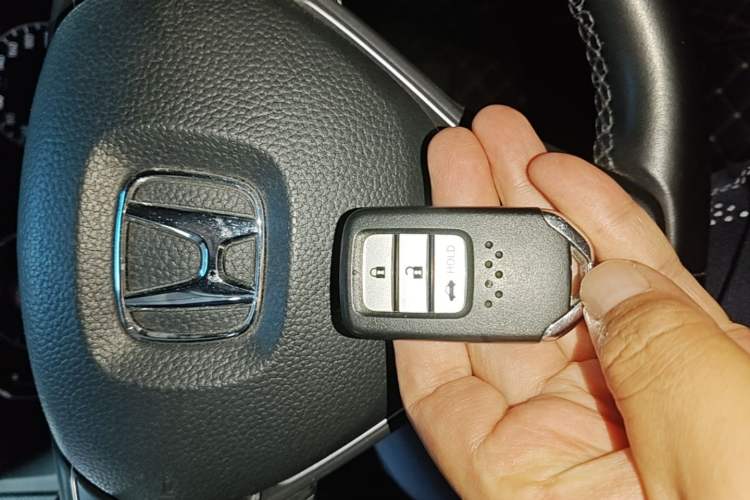Used Honda Accord 2018 260TURBO Luxury Edition China V Emission Standard Vehicle Key