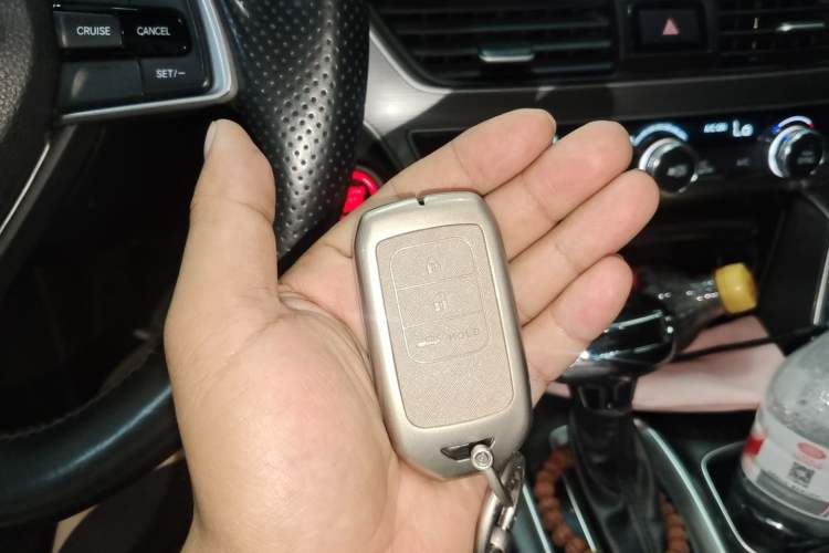 Used Honda Accord 2018 260TURBO Elite Edition China V Vehicle Key
