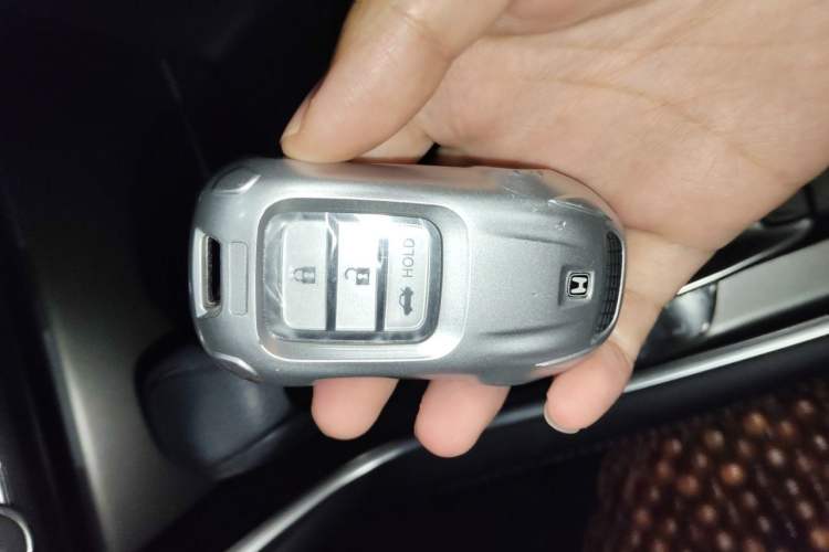 Used Honda Accord 2018 260TURBO Luxury Edition China V Emission Standard Vehicle Key