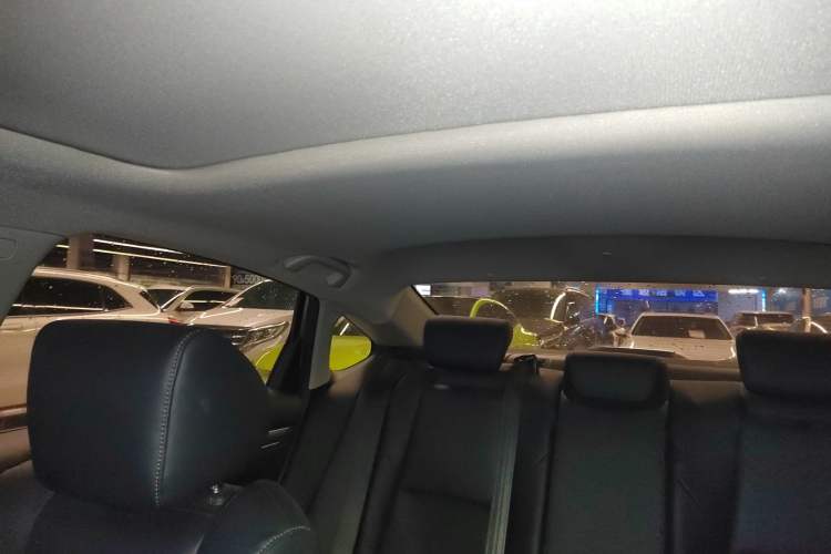 Used Honda Accord 2018 260TURBO Elite Edition China VI Headliner