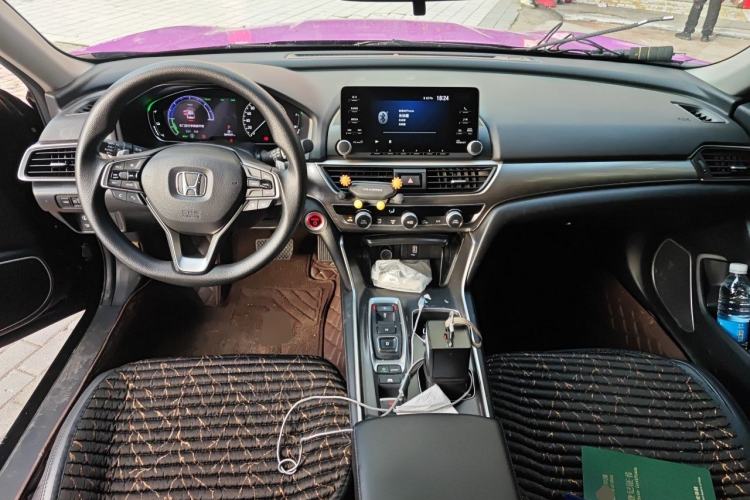 Used Honda Accord 2018 Rui·Hybrid 2.0L Rui Ku Edition China VI Center Console