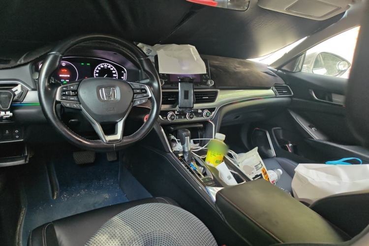 Used Honda Accord 2018 260TURBO Luxury Edition China VI Center Console