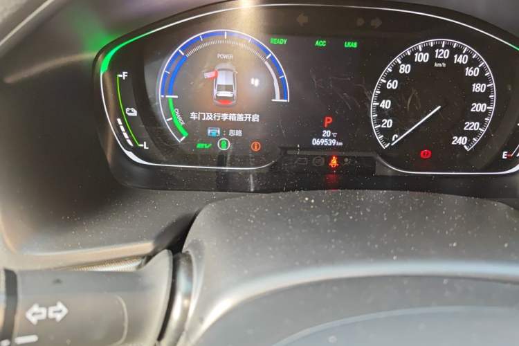 Used Honda Accord 2018 Rui·Hybrid 2.0L Rui Ku Edition China VI Odometer Close Up