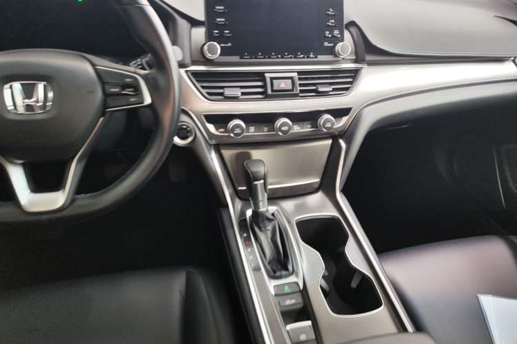 Used Honda Accord 2018 260TURBO Elite Edition China VI Audio And AC Panel
