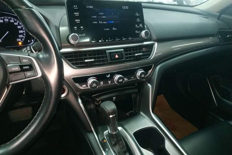 Used Honda Accord 2018 260TURBO Elite Edition China VI Audio And AC Panel