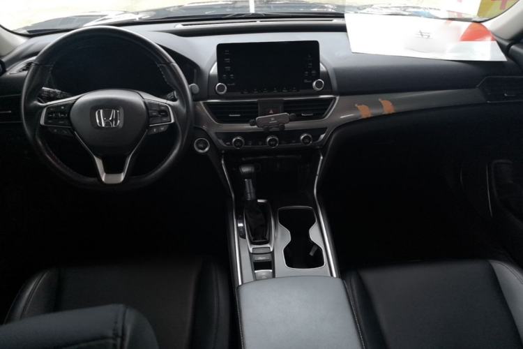 Used Honda Accord 2018 260TURBO Luxury Edition China VI Center Console