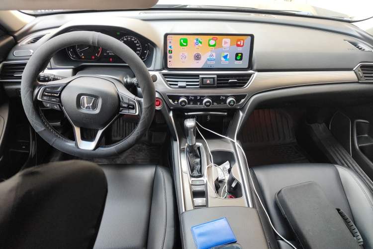 Used Honda Accord 2018 260TURBO Elite Edition China VI Center Console