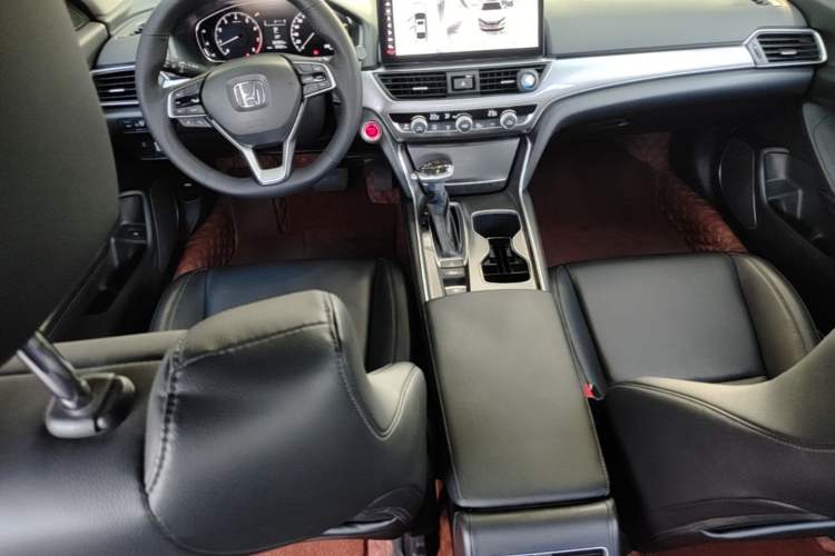 Used Honda Accord 2018 260TURBO Elite Edition China VI Center Console