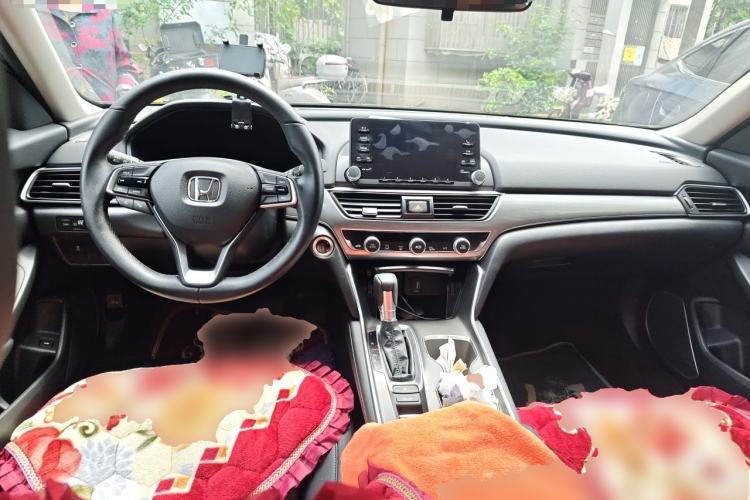 Used Honda Accord 2018 260TURBO Elite Edition China VI Center Console