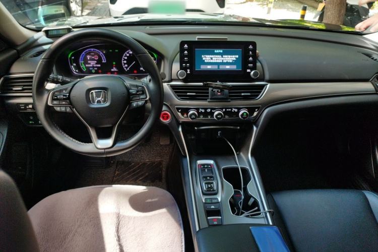 Used Honda Accord 2018 Rui·Hybrid 2.0L Rui Zhi Edition China VI Center Console