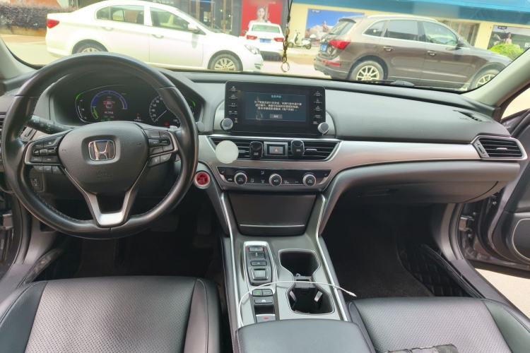 Used Honda Accord 2018 Rui·Hybrid 2.0L Rui Zhi Edition China VI Center Console