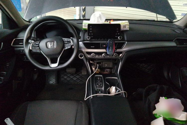 Used Honda Accord 2018 Rui·Hybrid 2.0L Rui Ku Edition China VI Center Console