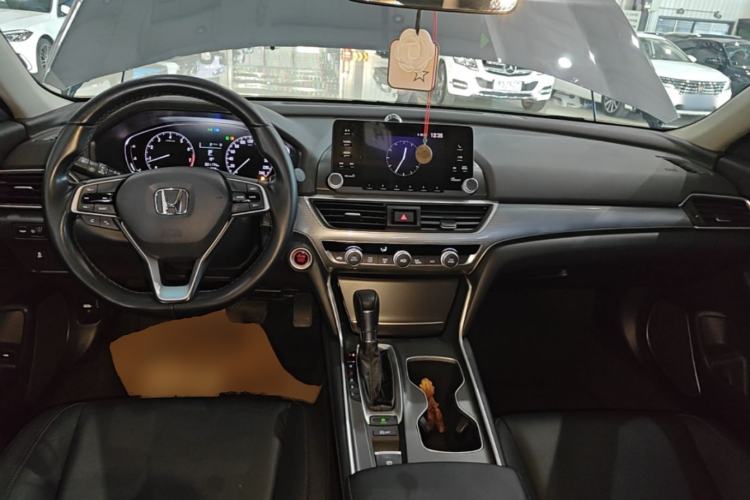 Used Honda Accord 2018 260TURBO Elite Edition China VI Center Console