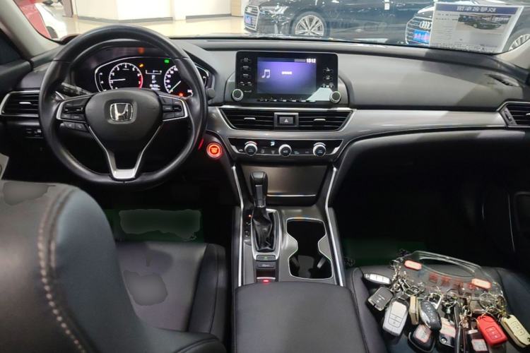 Used Honda Accord 2018 260TURBO Elite Edition China VI Center Console