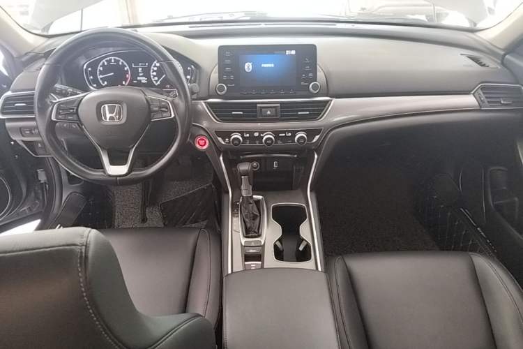 Used Honda Accord 2018 260TURBO Elite Edition China VI Center Console