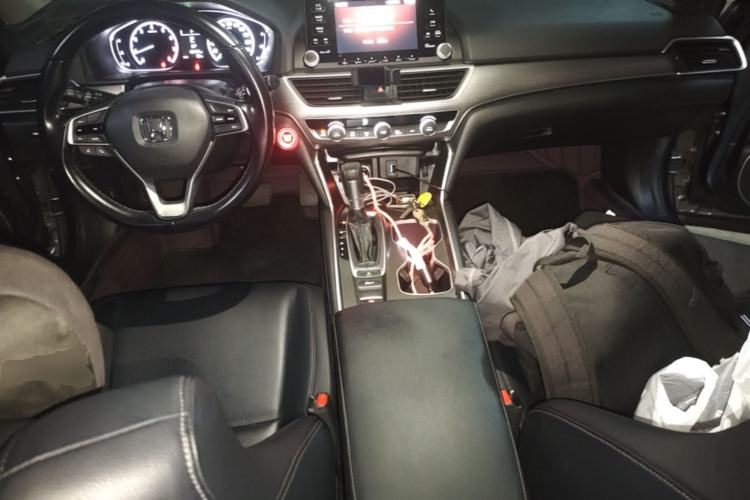 Used Honda Accord 2018 260TURBO Elite Edition China VI Center Console