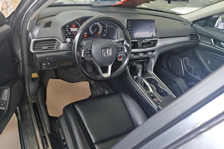 Used Honda Accord 2018 260TURBO Luxury Edition China VI Center Console