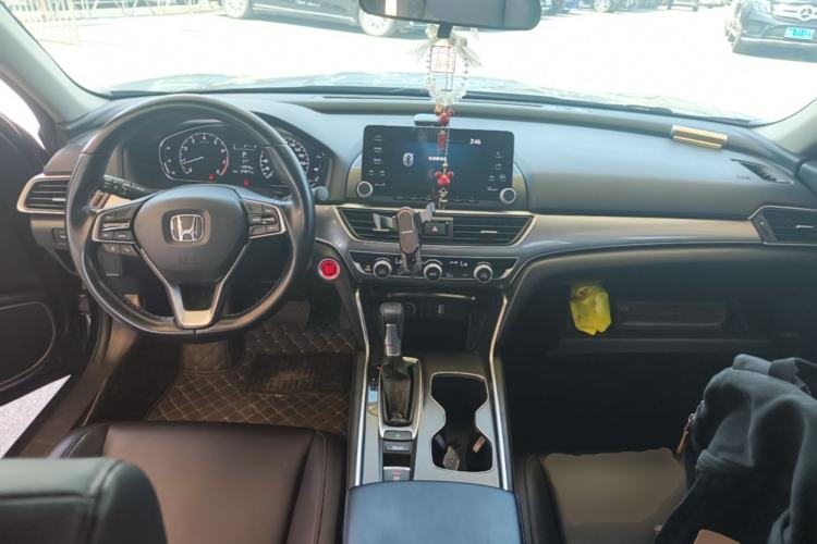 Used Honda Accord 2018 260TURBO Elite Edition China VI Center Console
